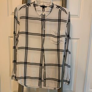 sheer tommy hilfiger button down